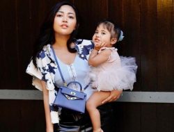 Jalan-Jalan ke Disneyland, Outfit Chava Anak Rachel Vennya Seharga Tiket Pesawat ke Jepang