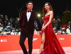 9 Momen Mikha Tambayong di Red Carpet Busan International Film Festival 2022