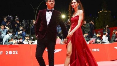 9 Momen Mikha Tambayong di Red Carpet Busan International Film Festival 2022