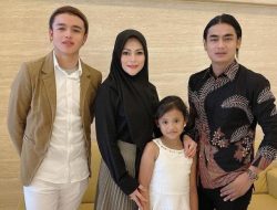Anak Charly Van Houten Dibilang Mirip Derby Romero, Paras Tampan Disorot