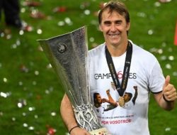 Julen Lopetegui Calon Kuat Manajer Baru Wolverhampton