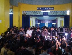 Kapolri Olah TKP Langsung Stadion Kanjuruhan Malang