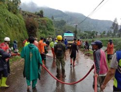 Wonosobo dan Purworejo Dilanda Longsor Usai Hujan Lebat