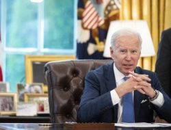 Biden Diminta Ambil Tindakan terhadap Investasi AS ke Tiongkok