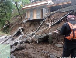 Belasan Rumah dan Pura di Lumajang Rusak Diterjang Longsor