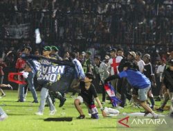 Kacau, Tragedi Maut Stadion Kanjuruhan Terbesar Kedua di Dunia