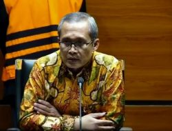 KPK Coba Persuasif agar Lukas Enembe Kooperatif