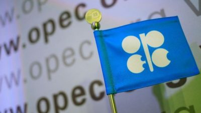 OPEC+ Perketat Pasokan, Harga Minyak Kembali Menguat