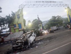 Mobil Jadi Korban Tragedi Stadion Kanjuruhan? Asuransi Tanggung