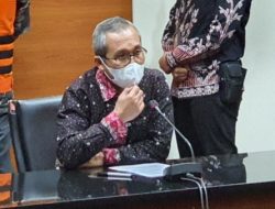 Lukas Enembe Ngotot Mau Berobat ke Singapura, KPK: Kan Dekatan Jakarta