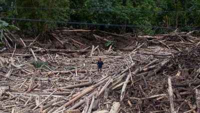 Begini Kondisi Mamuju Pascaditerjang Banjir Bandang