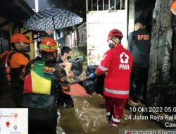 Gercep, Personel BPBD DKI Sedot Banjir di 53 RT di Jakarta