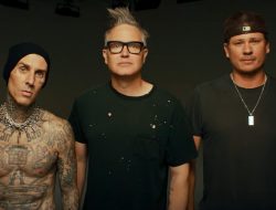 Tom DeLonge Kembali ke Blink-182, Rilis Lagu Baru dan Tur Dunia