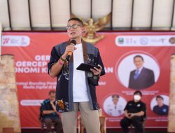 Sandiaga Berikan Pelatihan Branding Media Digital di Magetan