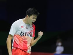 Bobby Singkirkan Unggulan Pertama di Partai Pembuka