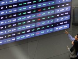 Hadapi Sentimen dari Wall Street, IHSG Berpotensi Menguat