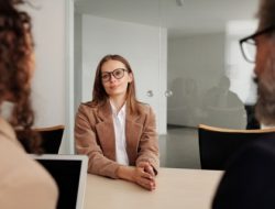 PLN Buka Lowongan Kerja untuk Fresh Graduate hingga Pro Hire, Cek di Sini