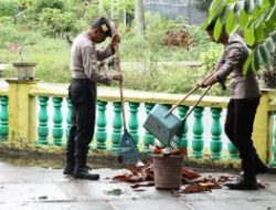 Polres Lingga Gelar Bakti Sosial di Sejumlah Tempat Ibadah di Dabo Singkep