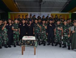 Satuan Brimob Polda Kepri Berikan Surprise Pada Acara Syukuran HUT Yonif Raider Khusus 136/TS