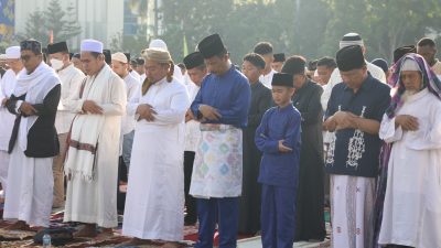 Rayakan Idul Fitri 2023, Muhammad Rudi Apresiasi Kerukunan Masyarakat Demi Wujudkan Batam Kota Madani (foto : hms)