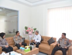 Kunjungan Kabid Humas Polda Kepri ke Kantor LPP RRI Batam