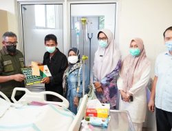 Seminggu Koma, Jefridin Prihatin Melihat Kondisi Rohmiati