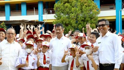 Wujudkan Indonesia Emas 2045, Kepala BP Batam Berikan Motivasi ke Sekolah (Foto : hms)