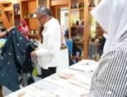 Bazar di Kantor Wali Kota Batam, Jefridin : Kita Bantu Pasarkan Produk IKM