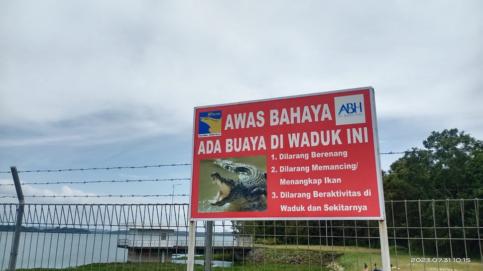 BP Batam telah memasang sejumlah plang peringatan di tiap titik rawan kemunculan buaya (Foto : hms)