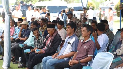 Beberapa perwakilan masyarakat dari Kelurahan Sembulang dan Rempang Cate (Foto : hms)