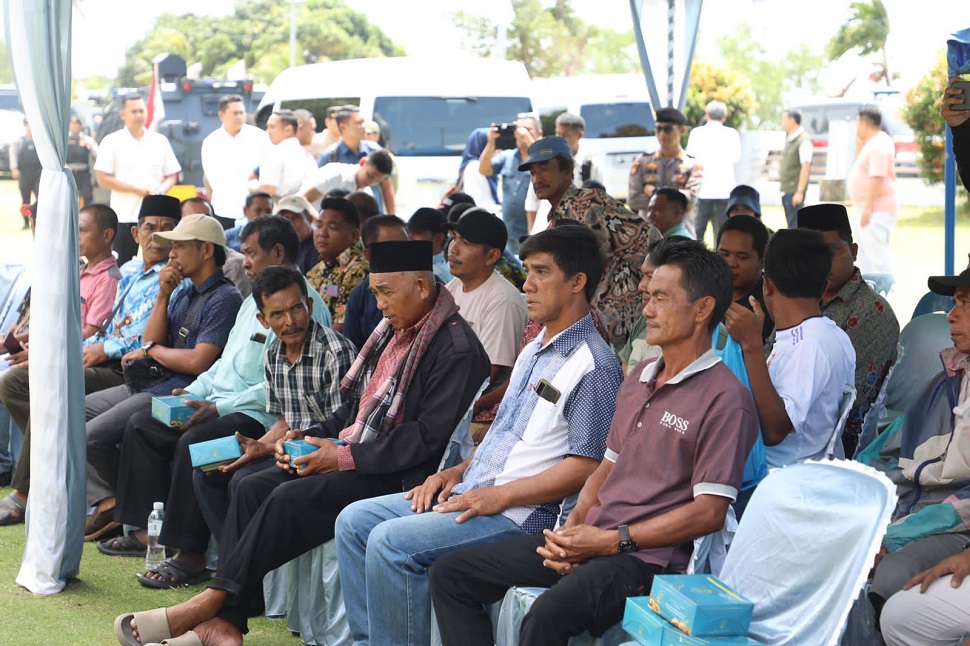 Beberapa perwakilan masyarakat dari Kelurahan Sembulang dan Rempang Cate (Foto : hms)