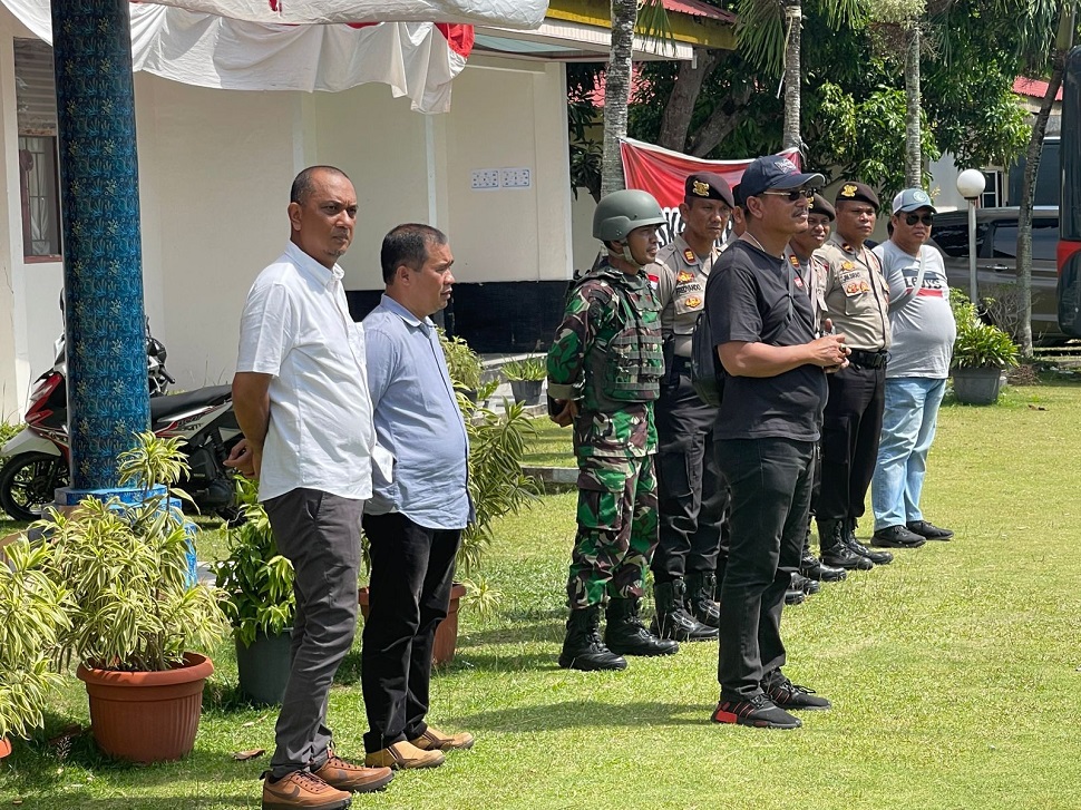 Tim sosialisasi dan verifikasi Pengembangan Rempang Eco-City saat sedan melaksanakan apel persiapan (Foto : hms)