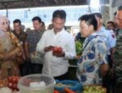 Operasi Pasar Murah, Langkah Cermat Muhammad Rudi Mengendalikan Harga di Batam