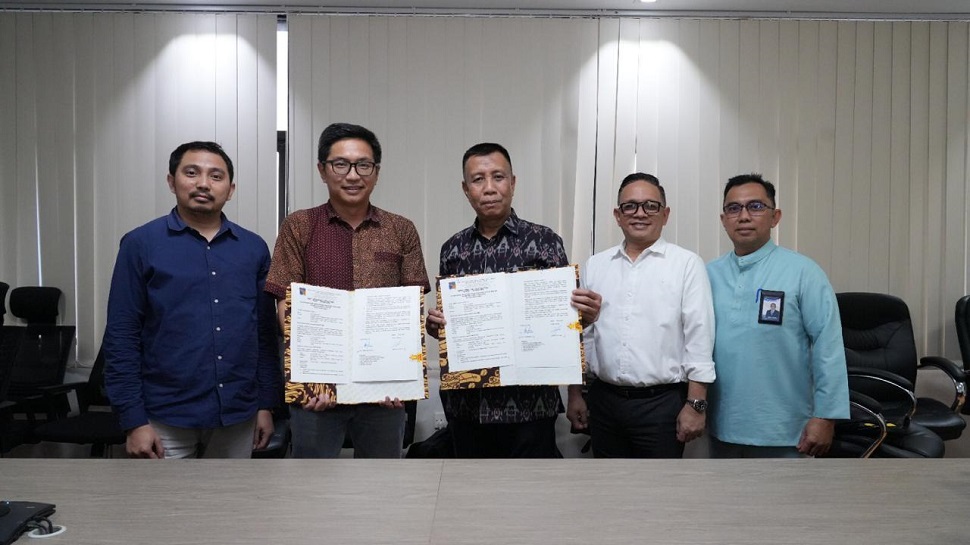 Perjanjian kerja sama tentang Pengelolaan Parkir Terminal Ferry Penumpang Domestik Sekupang dan Telaga Punggur (Foto : hms)