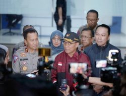Menko PMK, Kakorlantas, dan Dirut Jasa Raharja Pantau Arus Mudik dari Command Center KM 29 Tol Jakarta-Cikampek
