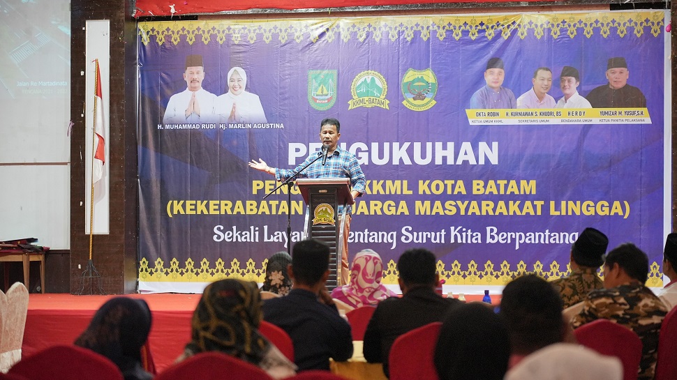 Muhammad Rudi mengajak seluruh masyarakat Lingga yang berdomisili di Batam untuk bersinergi dalam pembangunan daerah (foto : hms)