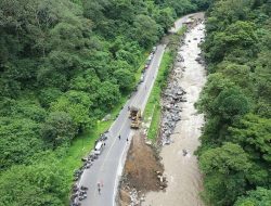Kementerian PUPR Kerahkan Alat Berat Bantu Penanganan Bencana Banjir di Sumbar