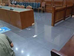 Pagar Pembatas Ruang Sidang Rusak Buntut Ricuh Usai Vonis SYL