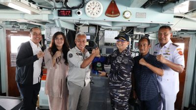 KRI Bung Tomo 357 Singgah di Pelabuhan Batu Ampar Sepulang Latihan Bersama Pemerintah Vietnam