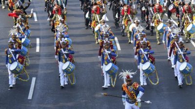 Bendera Pusaka dan Teks Proklamasi Dikirab dari Monas ke Halim