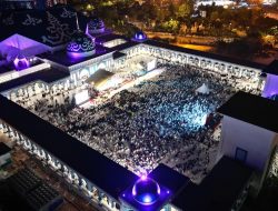 Resmi Dibuka Kembali, Perayaan Maulid Nabi Digelar di Masjid Agung Raja Hamidah Kota Batam