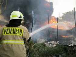 Penyulingan Tiner di Cilincing Meledak, Asap Hitam Membumbung Tinggi
