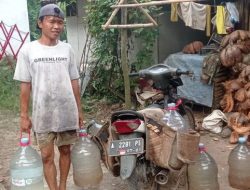 Kekeringan di Lebak Banten, Warga Mulai Cari Air ke Hutan