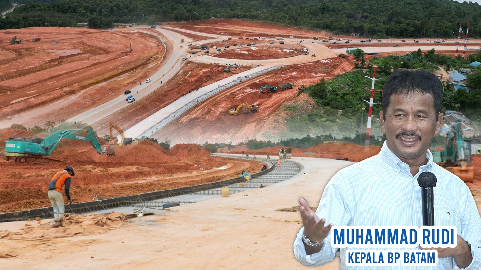 Kepala BP Batam Muhammad Rudi meninjau progres proyek penting (foto : hms)