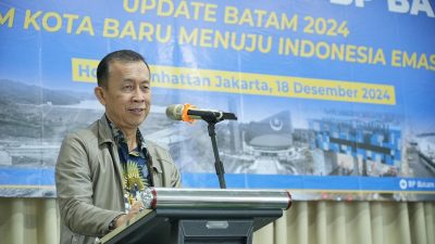 Anggota Bidang Administrasi dan Keuangan, Alexander Zulkarnain (Foto : hms)