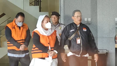 KPK Tahan Wali Kota Semarang Hevearita Gunaryanti dan Suami