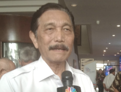 Luhut soal Tagar Indonesia Gelap: Kau yang Gelap, Bukan RI