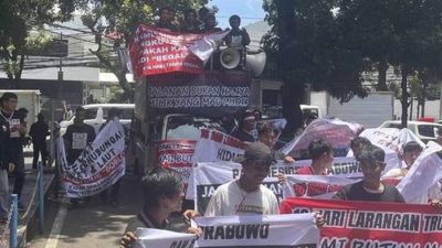 Pengusaha dan Sopir Truk Demo Pembatasan Operasional, Minta Menhub Dicopot!