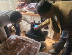 Momen Jaksa Sita Gepokan Duit-Emas dalam Boks Kontainer di Rumah Zarof Ricar