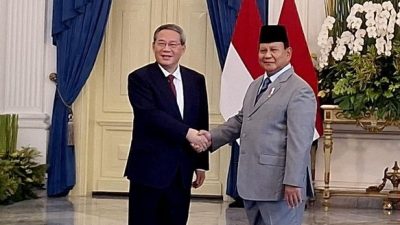 Prabowo Jamu PM China di Jakarta sampai Polemik Trump vs Harvard